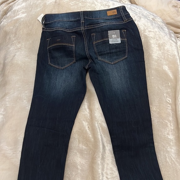 Dark wash jeans. New with tags. Size 5 - Picture 3 of 3